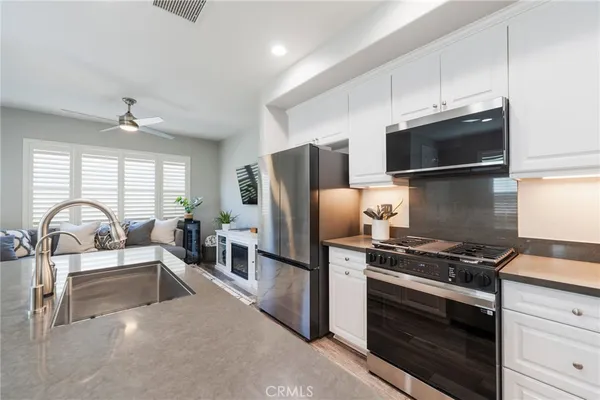 $599,900 | 585 South Kroeger Street, Anaheim, CA 92805