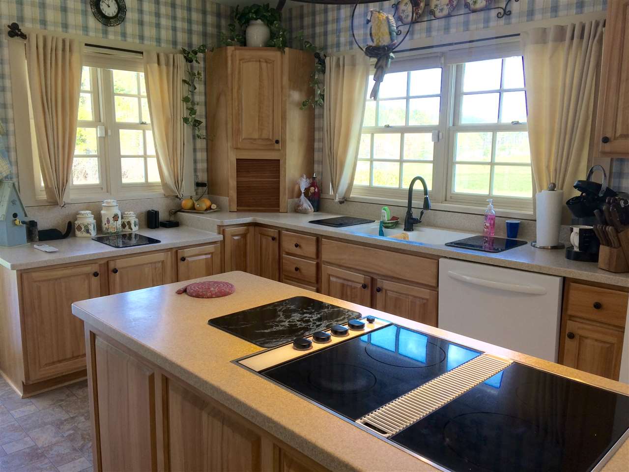 63 Hardy Hill Road Lebanon, NH 03766 - Photo 7 of 21