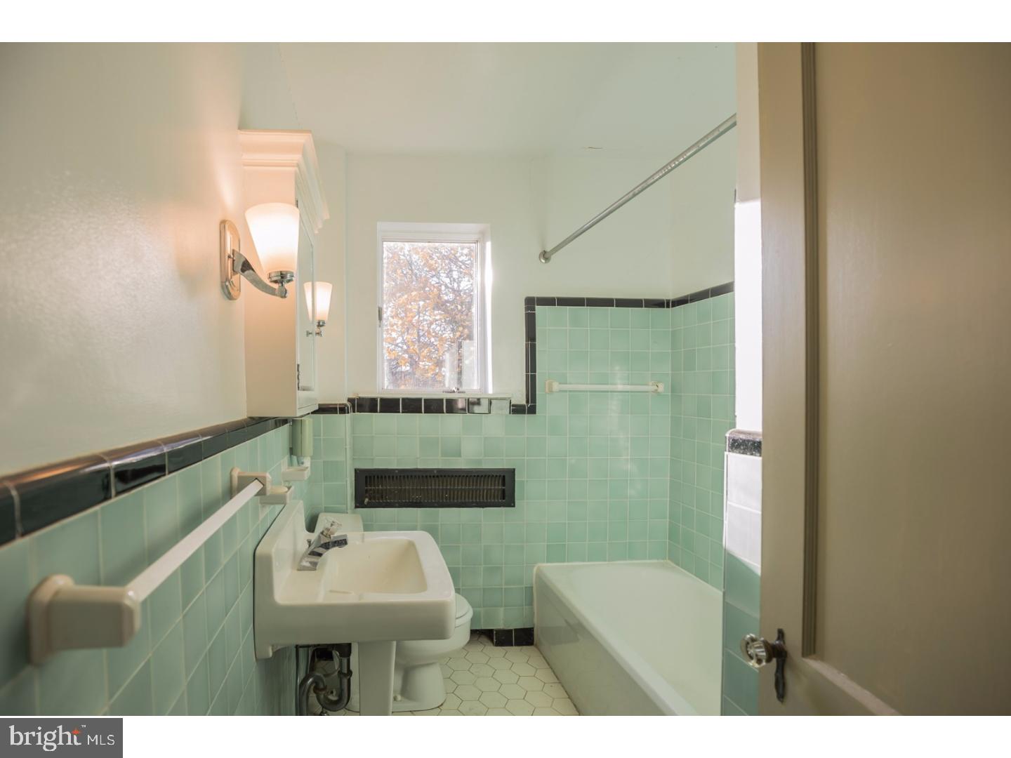 2652 Lenape Road Philadelphia, PA 19131 - Photo 18 of 24 Gallery Image 18