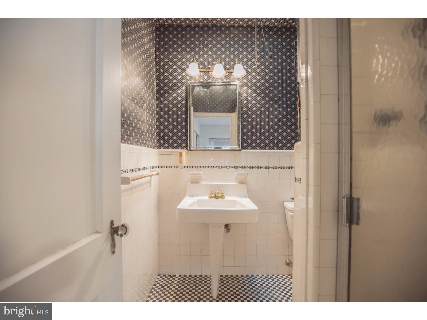 2652 Lenape Road Philadelphia, PA 19131 - Photo 19 of 24 Gallery Image 19