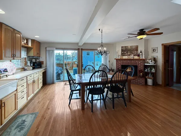 $355,000 | 110 West Mason Street, Lena, IL 61048