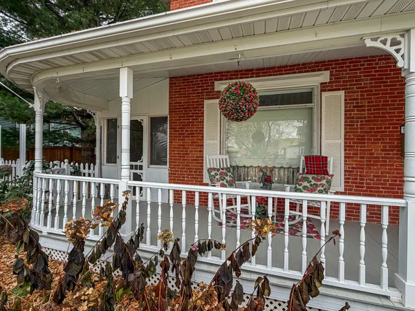$355,000 | 110 West Mason Street, Lena, IL 61048