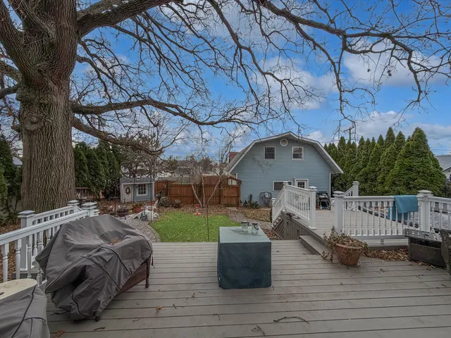 $365,000 | 110 West Mason Street, Lena, IL 61048