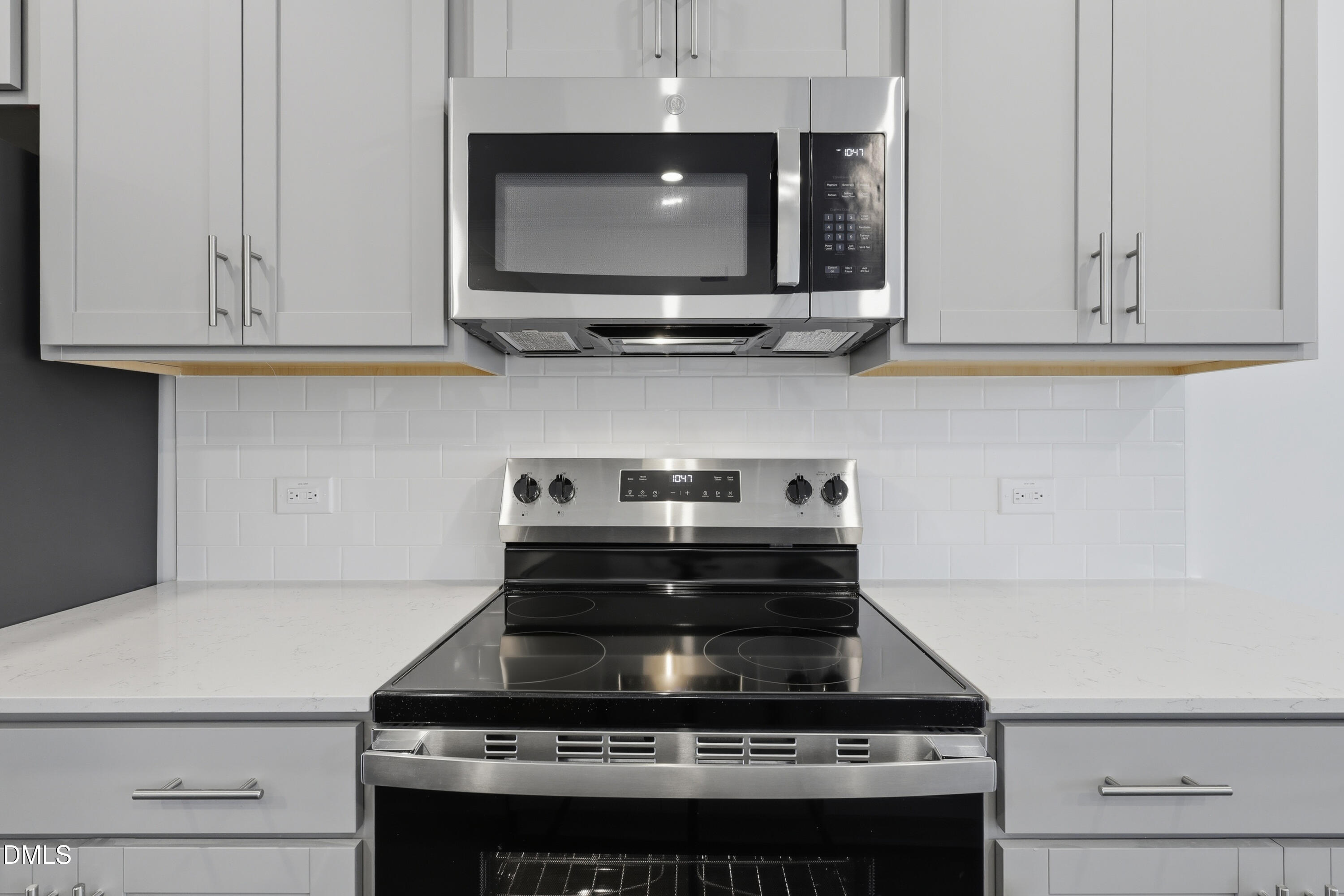 3605 Elm Grv Lane Raleigh, NC 27604 - Photo 9 of 55 SUN_ElmGrove_Pic_Wyatt_Kitchen_3of6