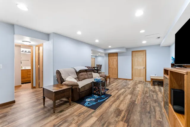 $240,000 | 215 Misty Lane, Colona, IL 61241