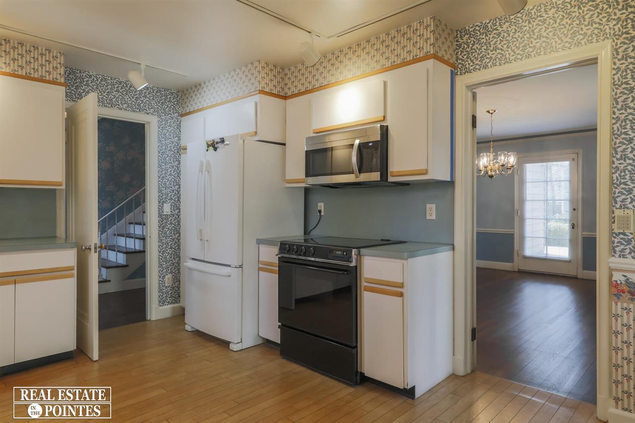 315 Touraine Road Grosse Pointe Farms, MI 48236 - Photo 14 of 33