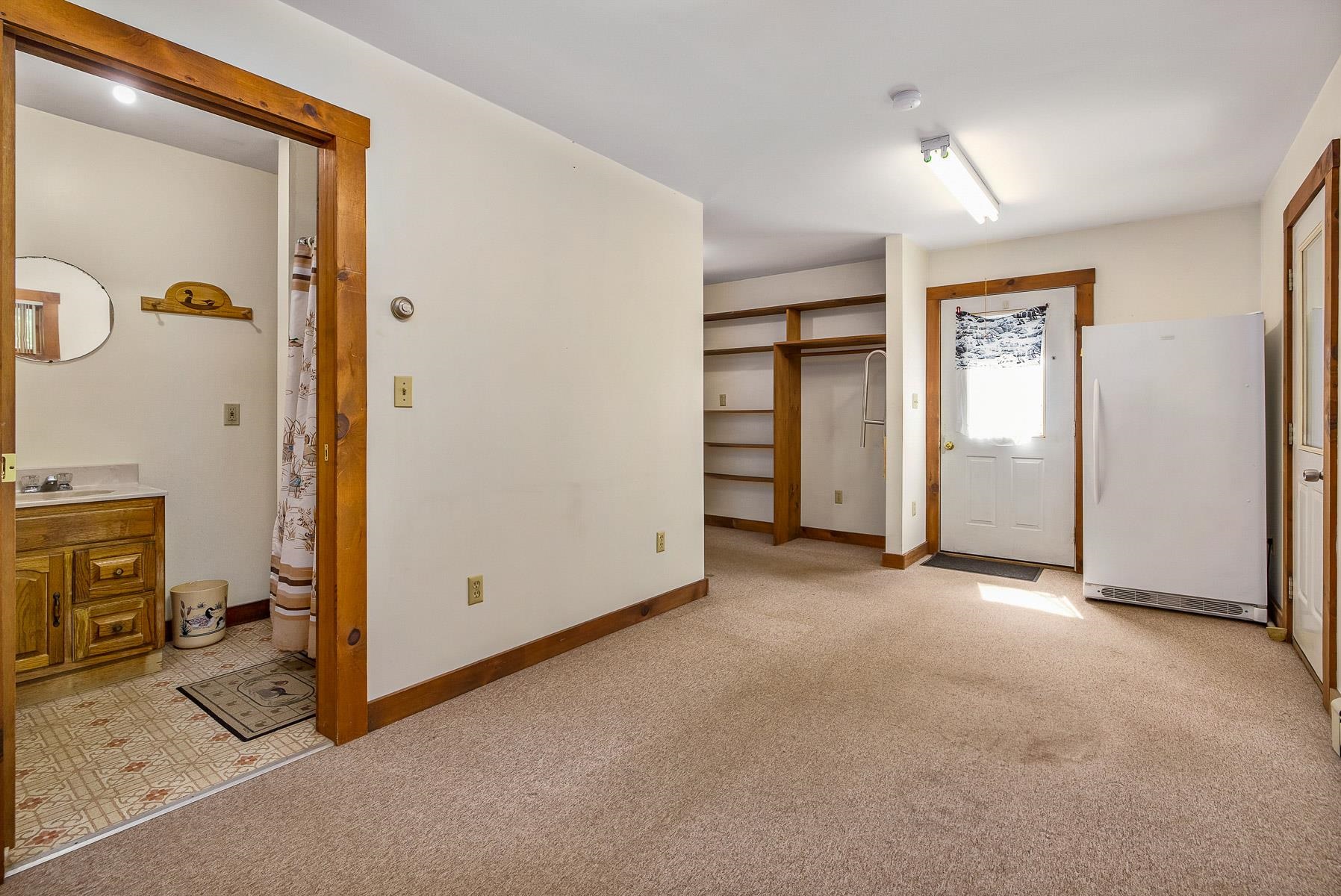 25 Dover Point Road Dover, NH 03820 - Photo 13 of 35