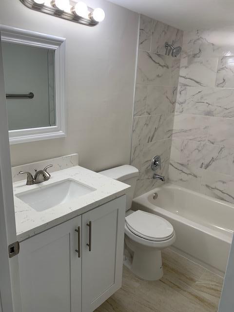 4088 Guildford East Boca Raton, FL 33434 - Photo 8 of 19 IMG_6749