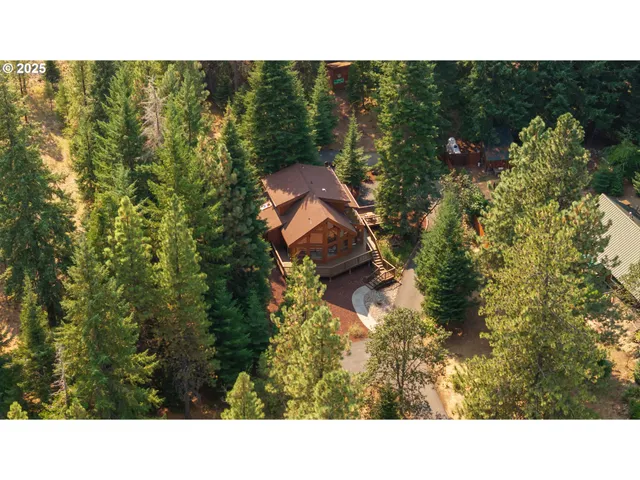 a black and white photo of a house