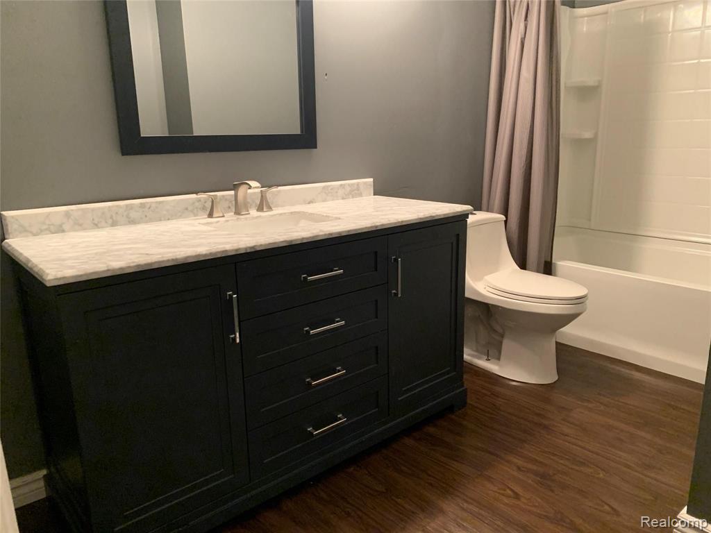 736 Kirkton Court Rochester Hills, MI 48307 - Photo 24 of 48