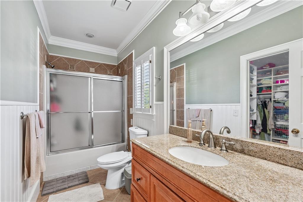 2012 Arbor Springs Way Buford, GA 30519 - Photo 15 of 61