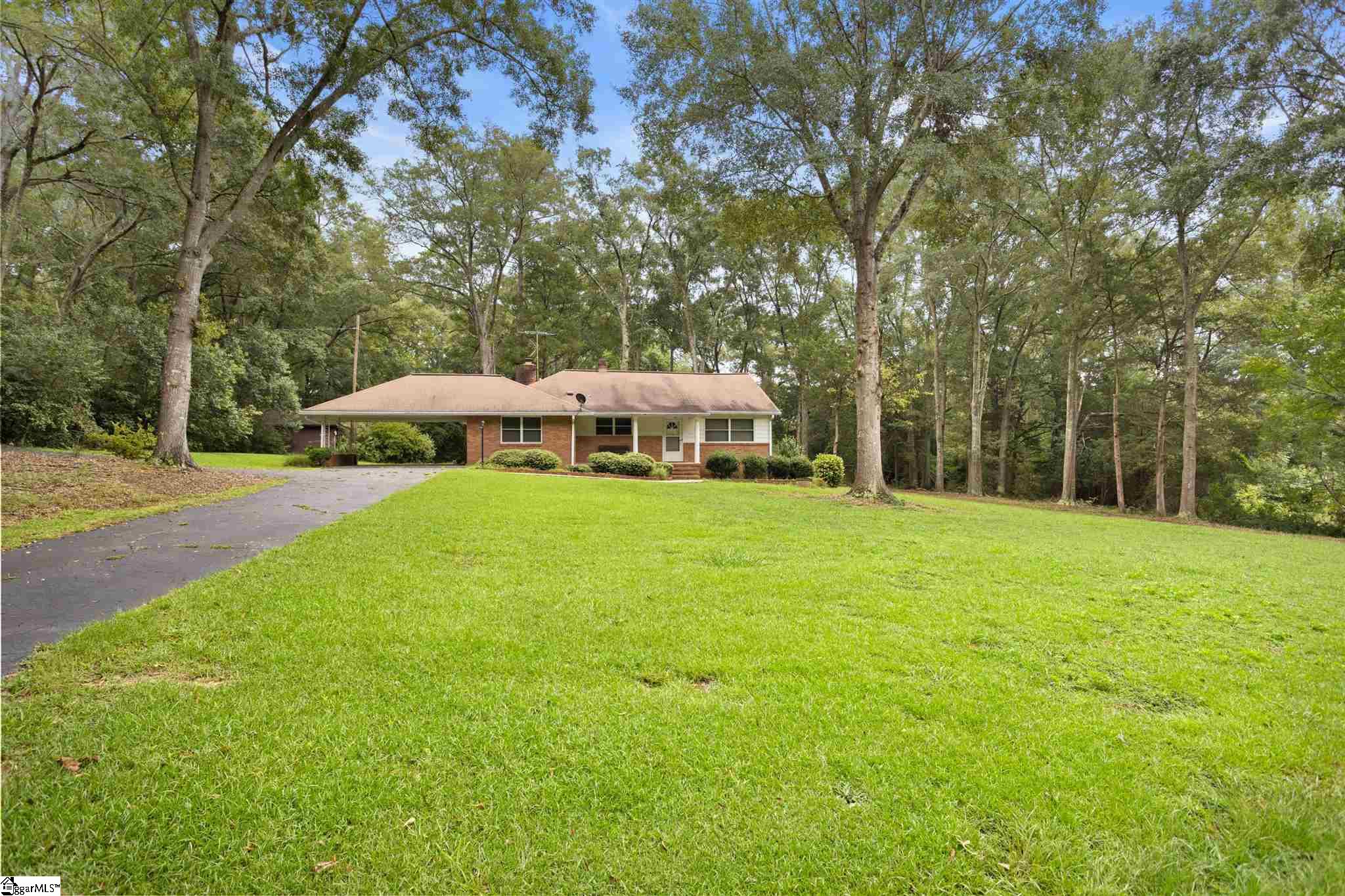 620 Pinson Farm Road Belton, SC 29627 - Photo 2 of 26