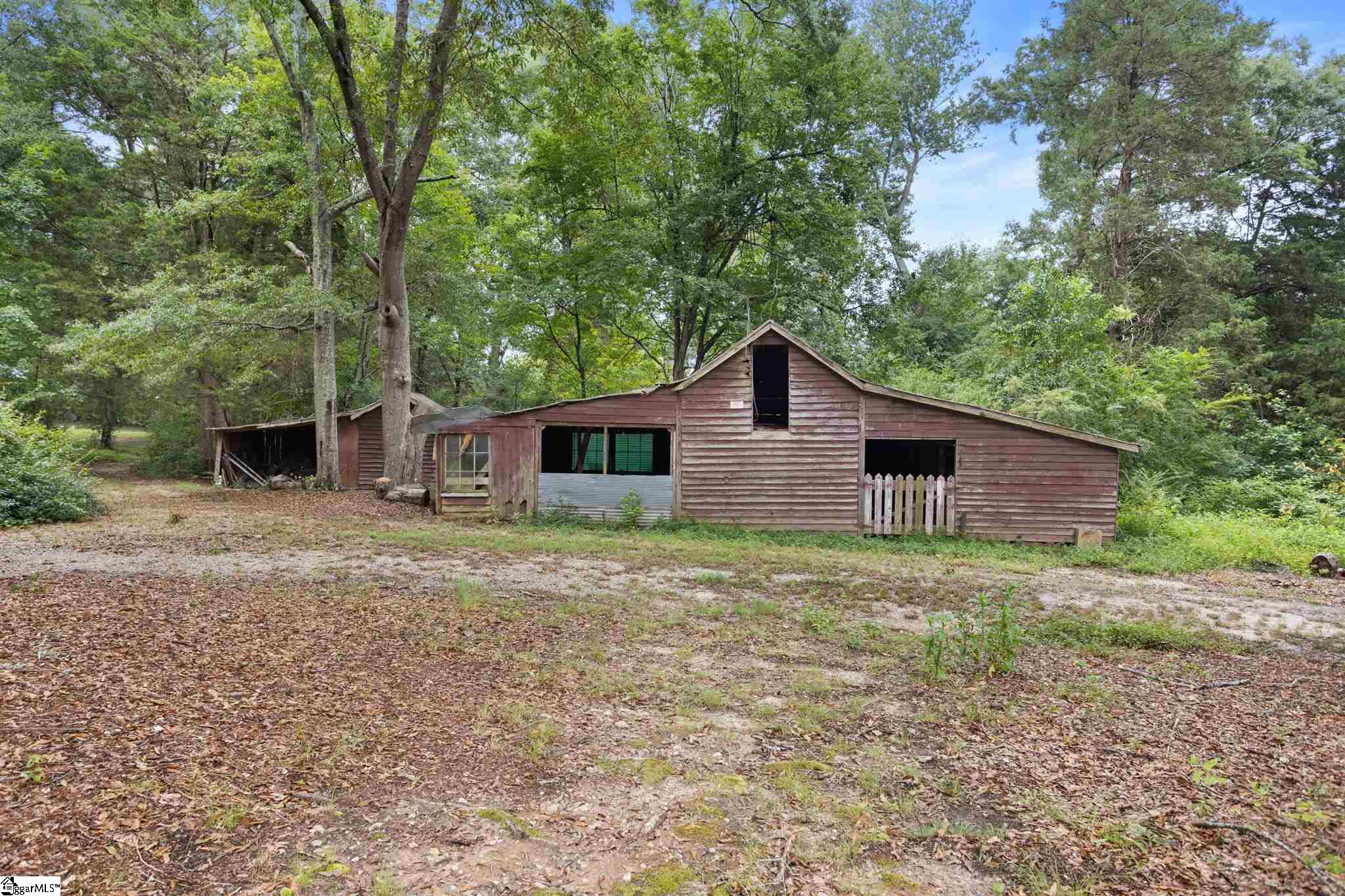 620 Pinson Farm Road Belton, SC 29627 - Photo 5 of 26