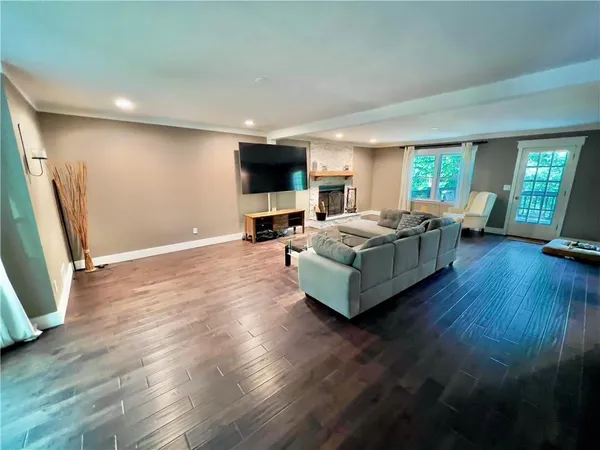 $3,700 | 2110 Six Branches Drive, Roswell, GA 30076