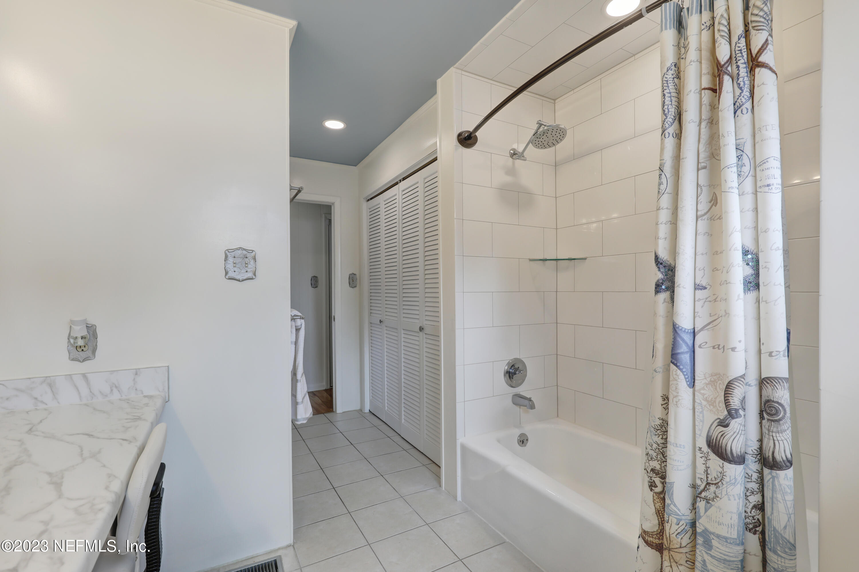 5243 Birkenhead Road Jacksonville, FL 32210 - Photo 28 of 49 29. Primary Bathroom