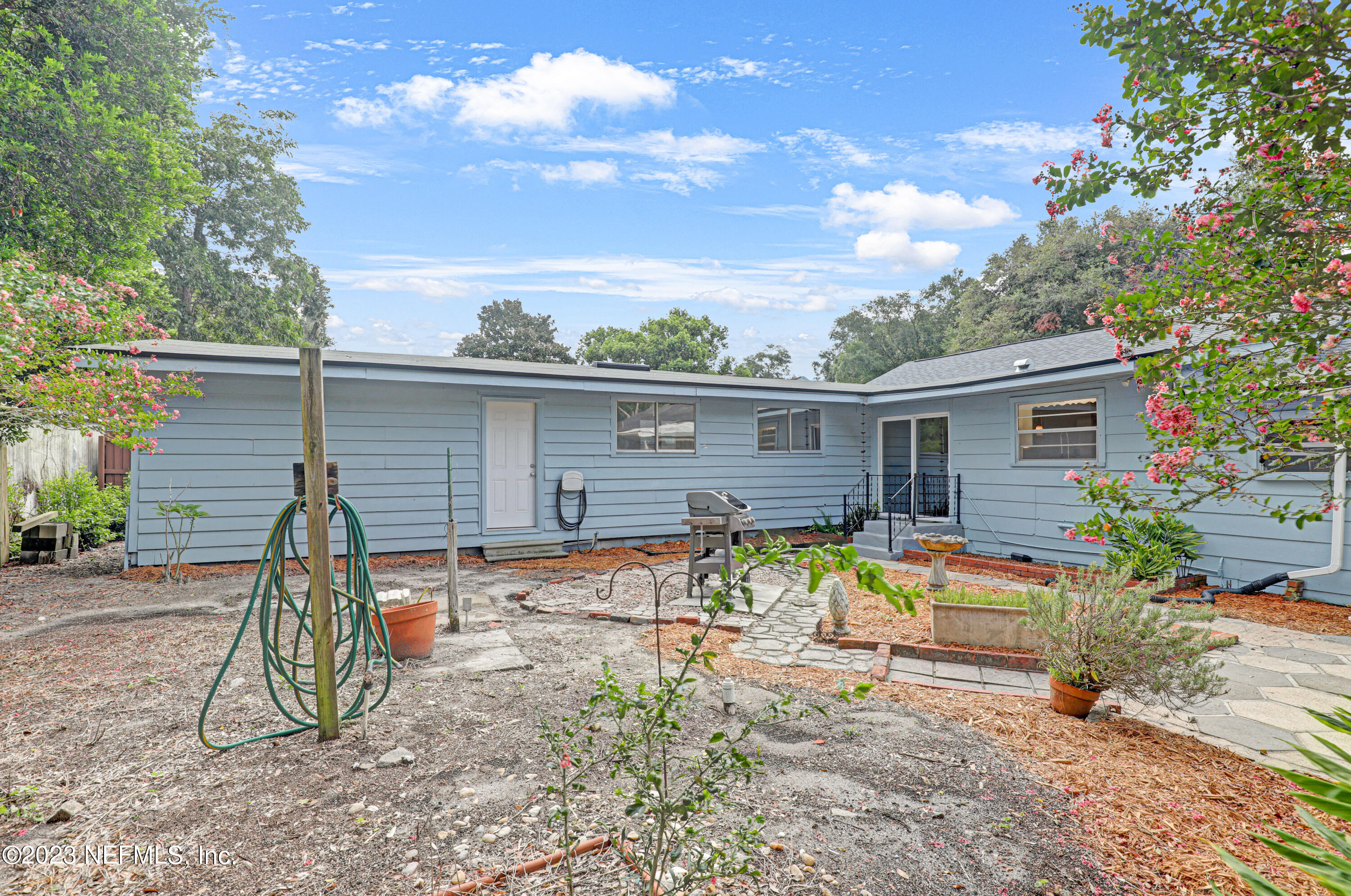 5243 Birkenhead Road Jacksonville, FL 32210 - Photo 42 of 49 35. Backyard