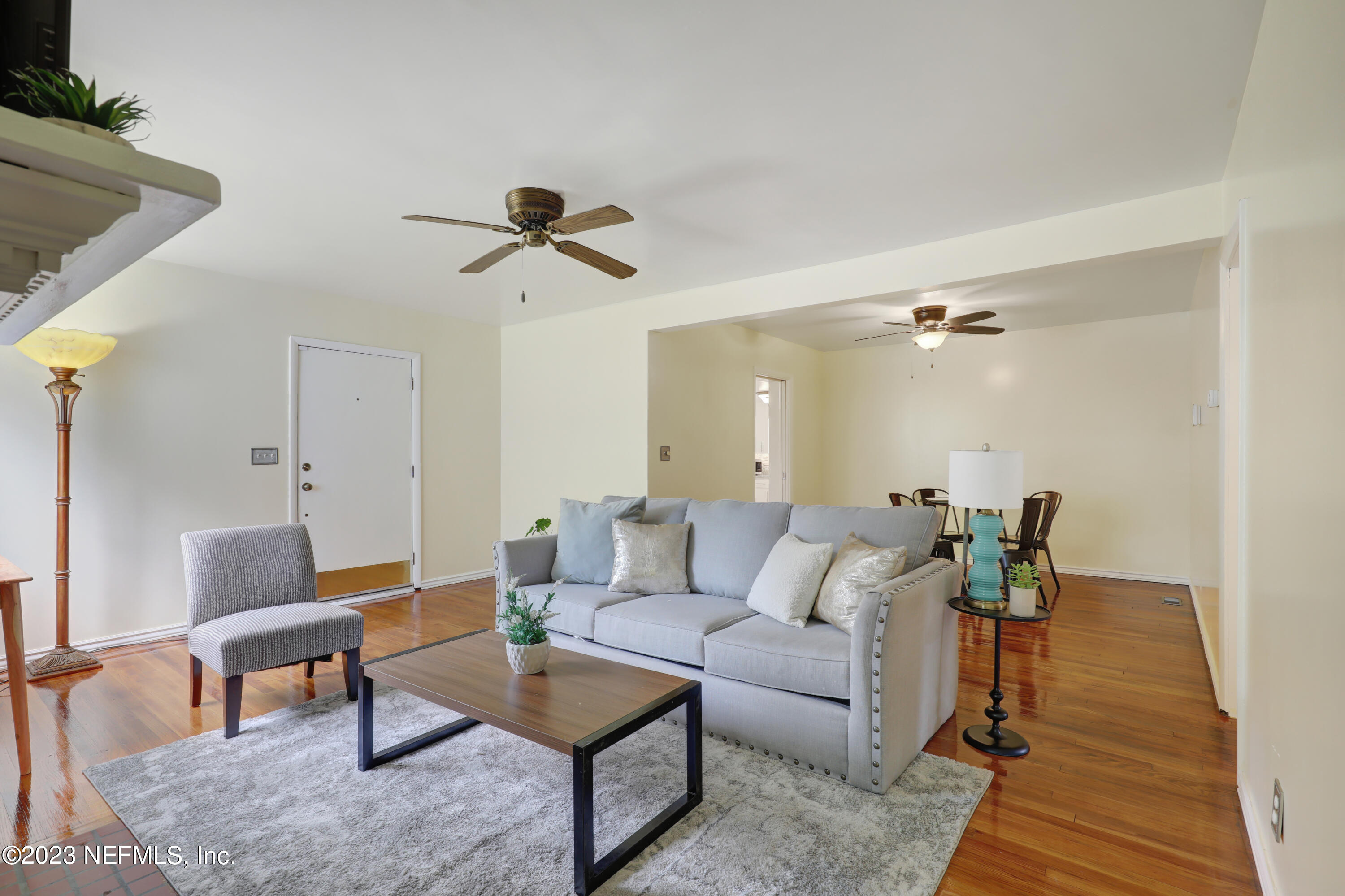 5243 Birkenhead Road Jacksonville, FL 32210 - Photo 10 of 49 8. Living Room