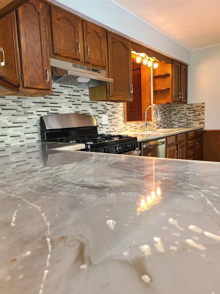 4350 North Webster Road Flushing, MI 48433 - Photo 12 of 37