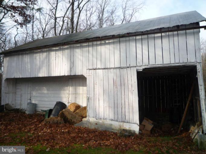 5324 Amos Reeder Road Boonsboro, MD 21713 - Photo 5 of 7 Exterior (General)