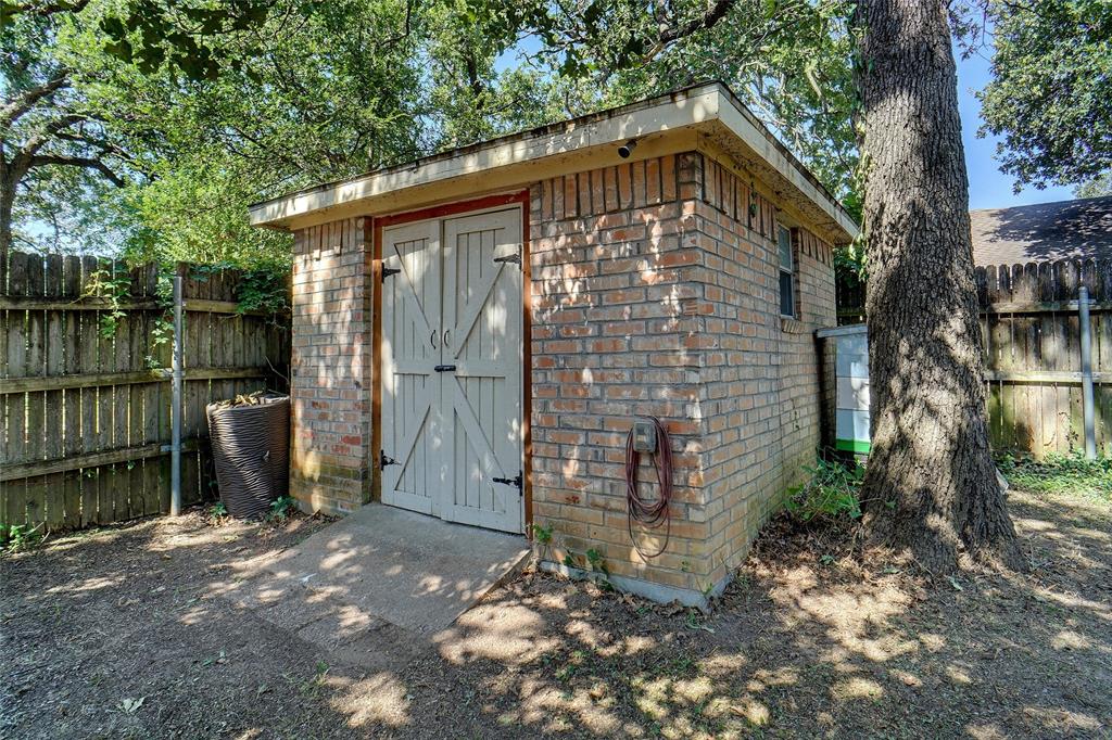 1417 Copper Ridge Street Denton, TX 76209 - Photo 5 of 18