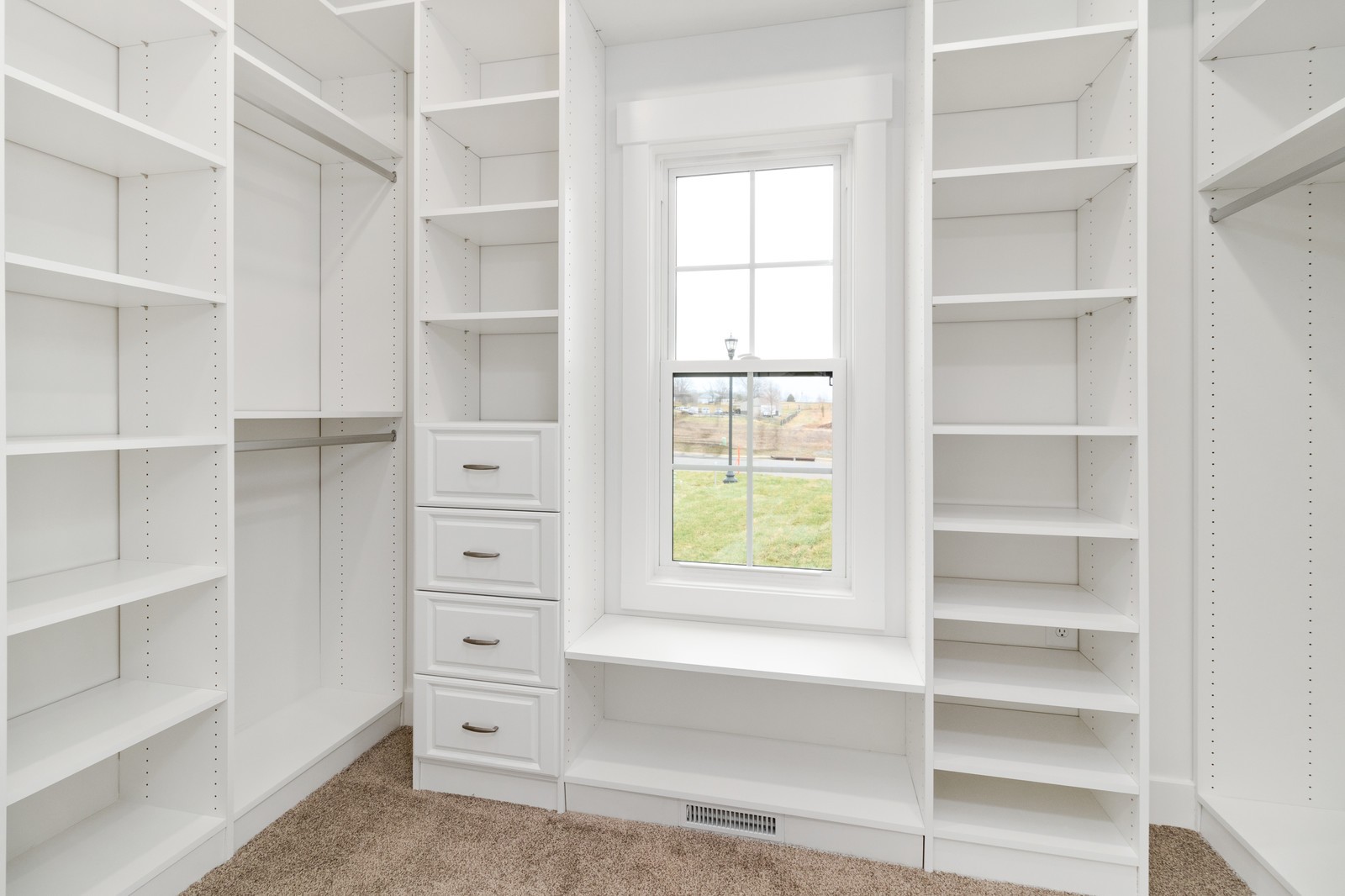 24 Port Royal Estate Adams, TN 37010 - Photo 22 of 34 a view of an empty walk in closet