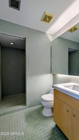$2,395 | 525 East Willetta Street, Unit 8, Phoenix, AZ 85004