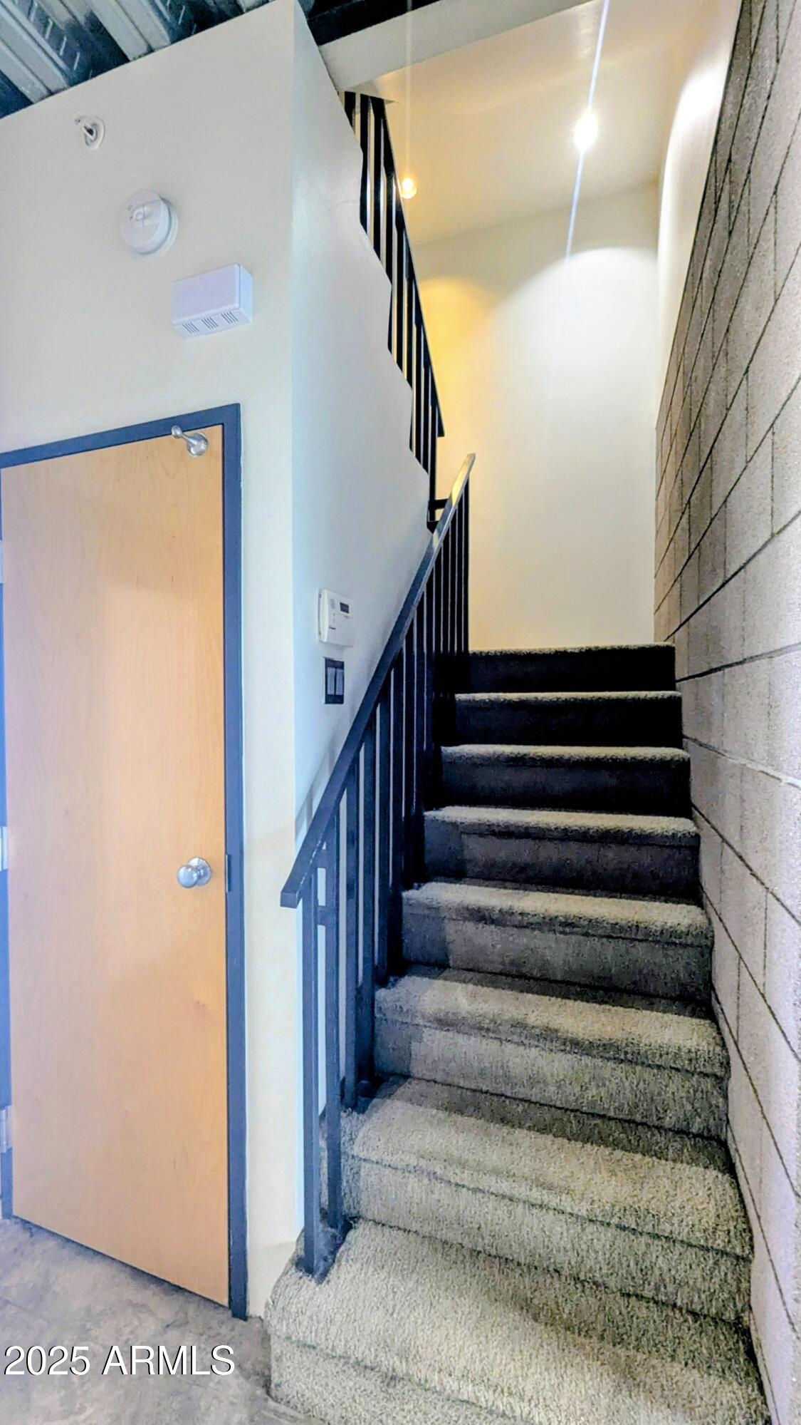 525 East Willetta Street, Unit 8 Phoenix, AZ 85004 - Photo 7 of 25 a view of entryway