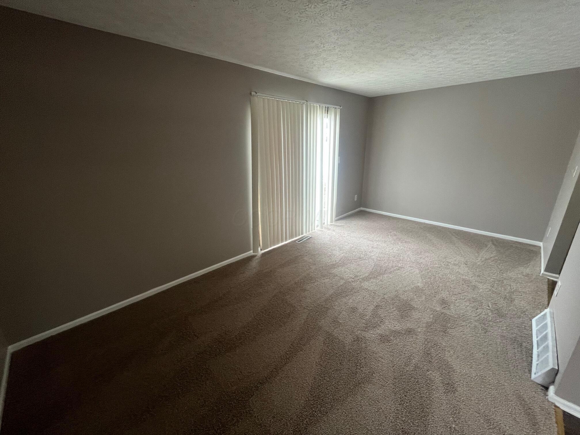 2621 Woodsedge Road Columbus, OH 43224 - Photo 3 of 13
