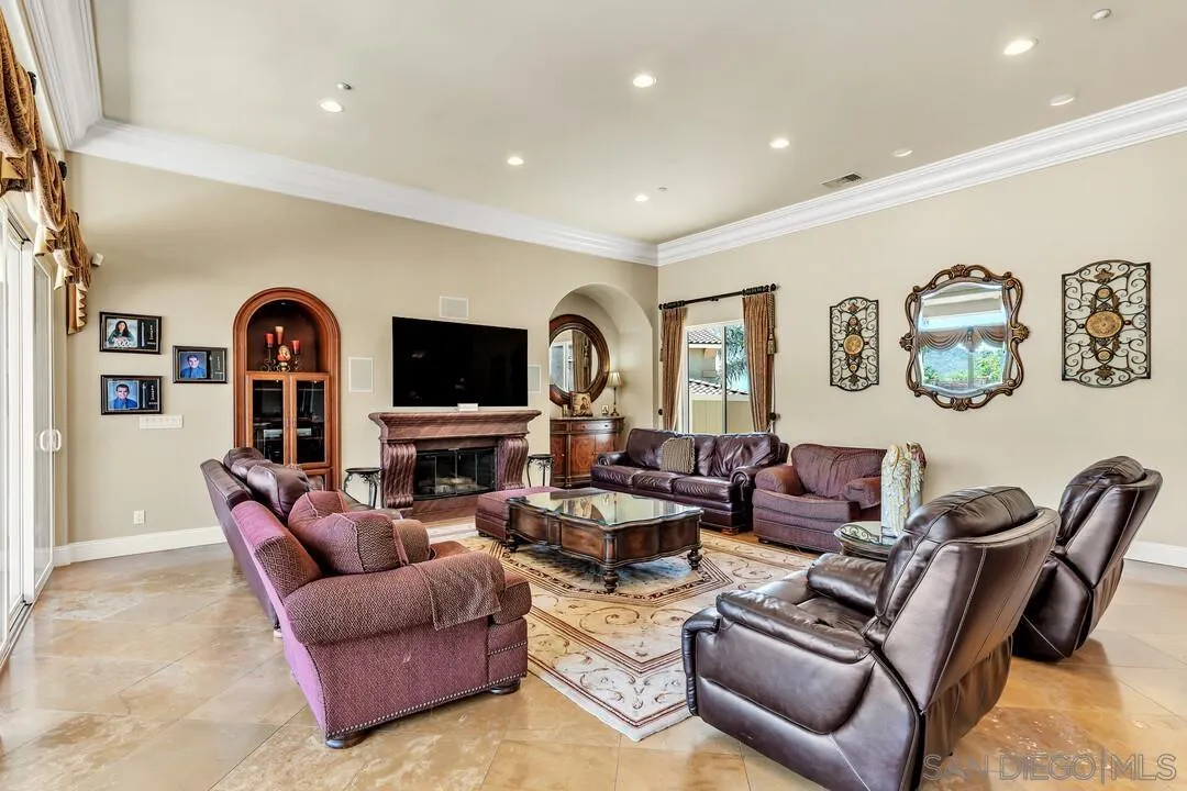 10321 Hitching Post Way Santee, CA 92071 - Photo 13 of 75