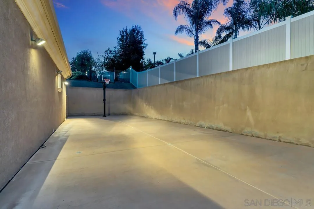 10321 Hitching Post Way Santee, CA 92071 - Photo 65 of 75