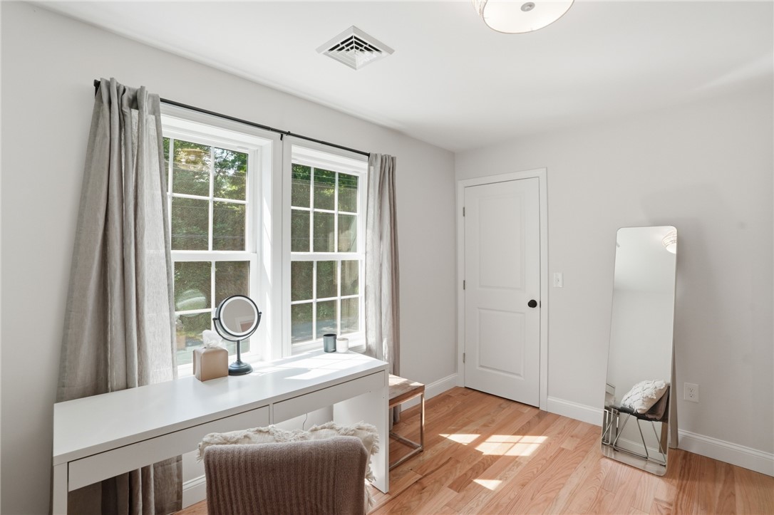 72 Wilbur Road Lincoln, RI 02865 - Photo 33 of 46 Bedroom #3