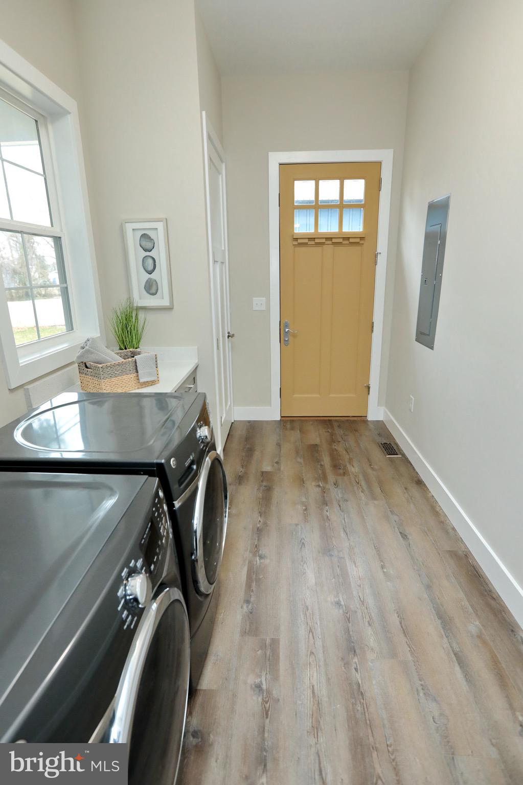 16761 Gridiron Road Cobb Island, MD 20625 - Photo 15 of 93 Mud room