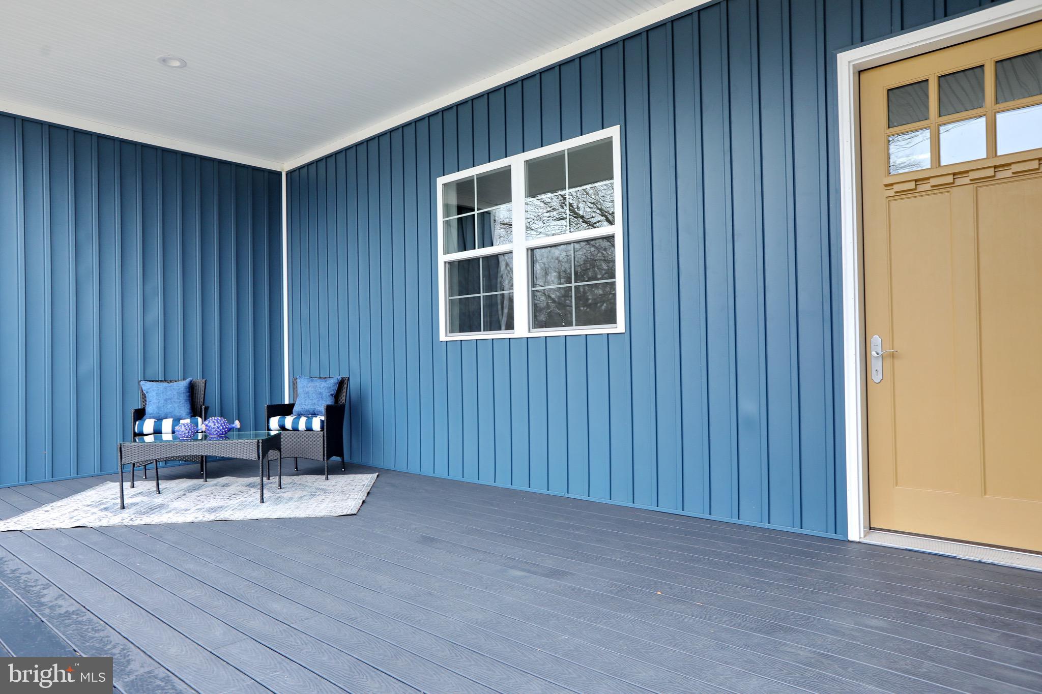 16761 Gridiron Road Cobb Island, MD 20625 - Photo 5 of 93 Front porch