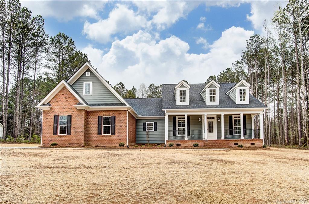 753 Tee York, SC 29745 - Photo 3 of 32 Gallery Image 3