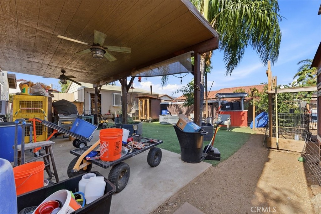 847 South Arrowhead Avenue Rialto, CA 92376 - Photo 24 of 30 Photo has been edited to remove personal items
