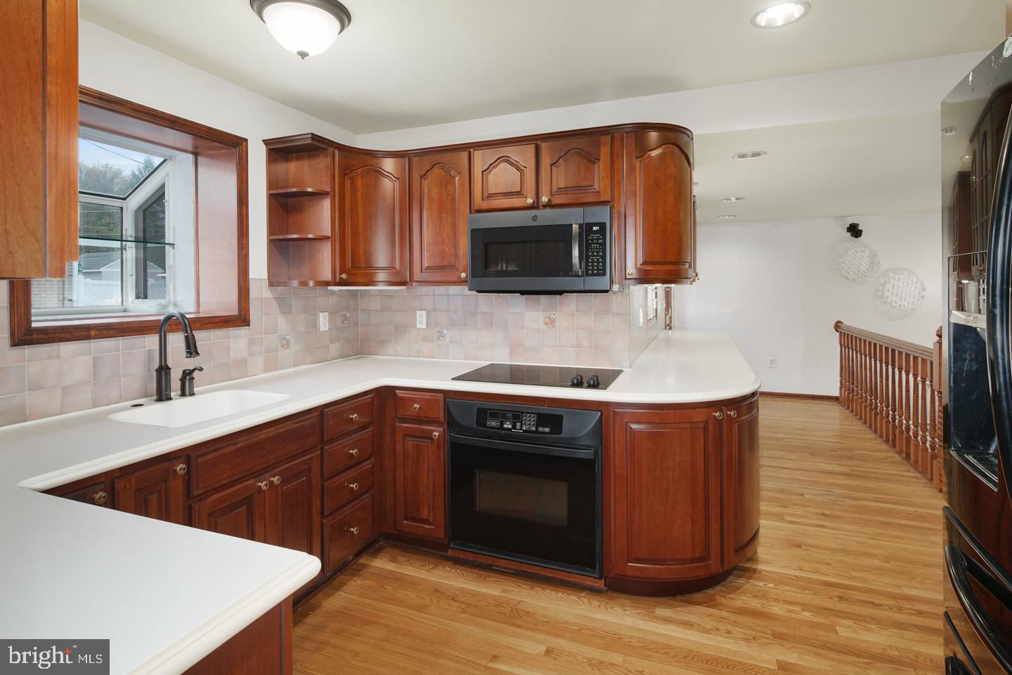 524 Cumberland Road Havertown, PA 19083 - Photo 9 of 29 Gallery Image 9