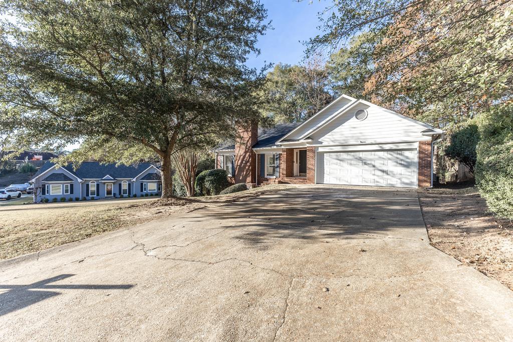 1195 Cloverdale Road Columbus, GA 31904 - Photo 2 of 33
