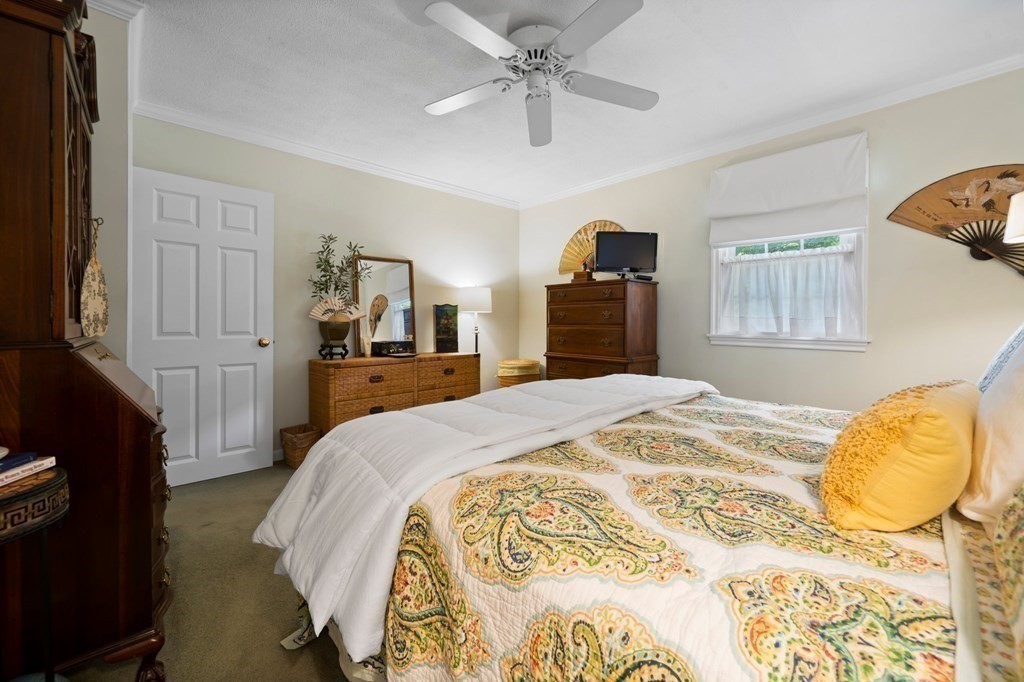 33 Sonning Road Beverly, MA 01915 - Photo 14 of 33