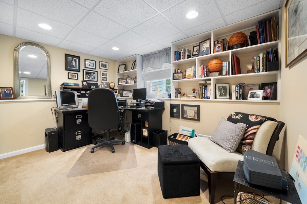 33 Sonning Road Beverly, MA 01915 - Photo 18 of 33