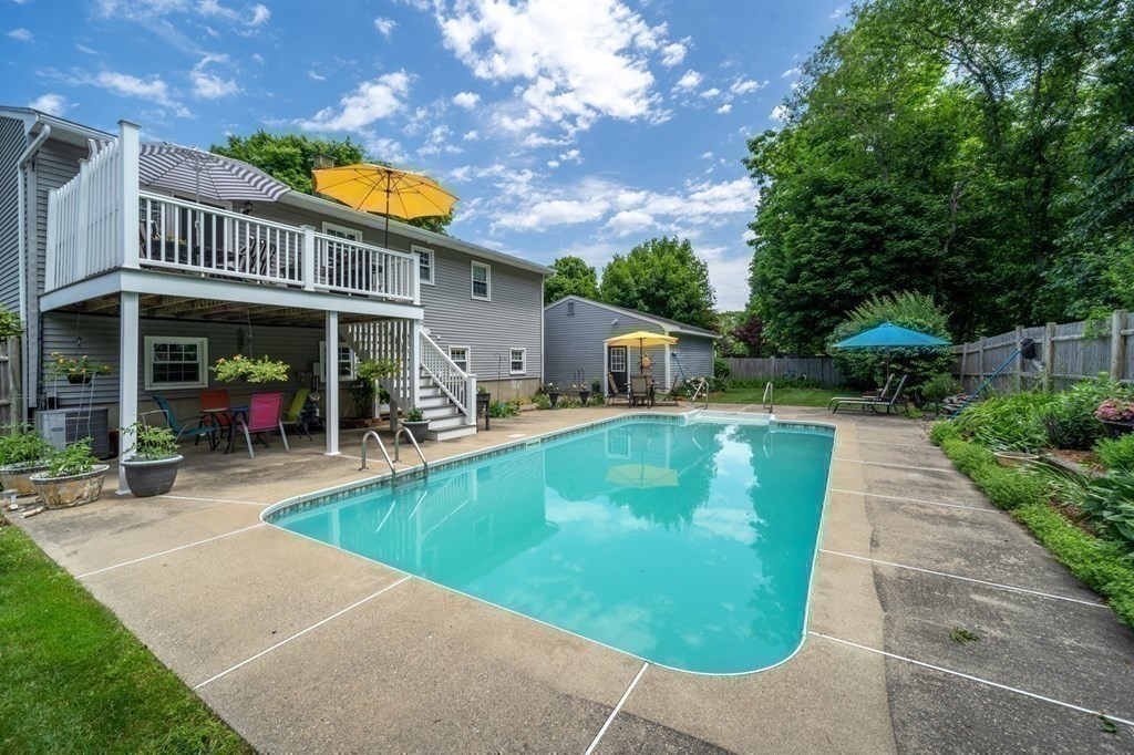 33 Sonning Road Beverly, MA 01915 - Photo 29 of 33