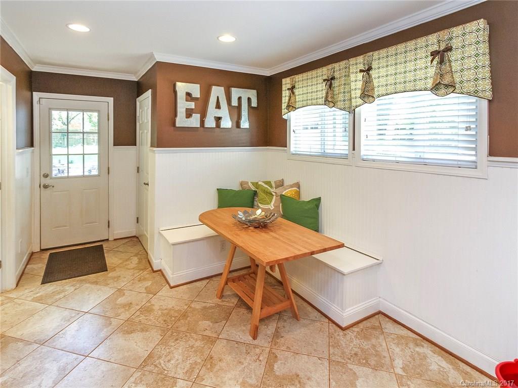 5534 Murrayhill Road Charlotte, NC 28210 - Photo 12 of 24 Gallery Image 12