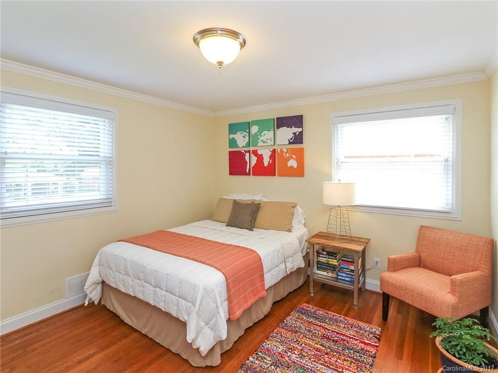 5534 Murrayhill Road Charlotte, NC 28210 - Photo 4 of 24 Gallery Image 4