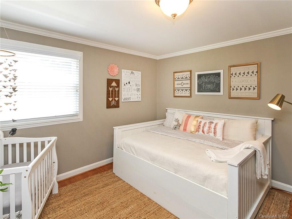 5534 Murrayhill Road Charlotte, NC 28210 - Photo 5 of 24 Gallery Image 5