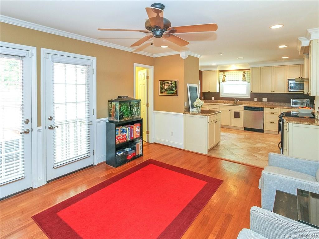 5534 Murrayhill Road Charlotte, NC 28210 - Photo 9 of 24 Gallery Image 9