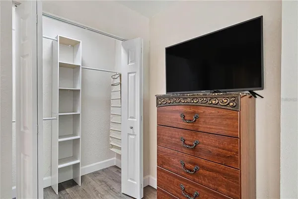 a room with a flat screen tv