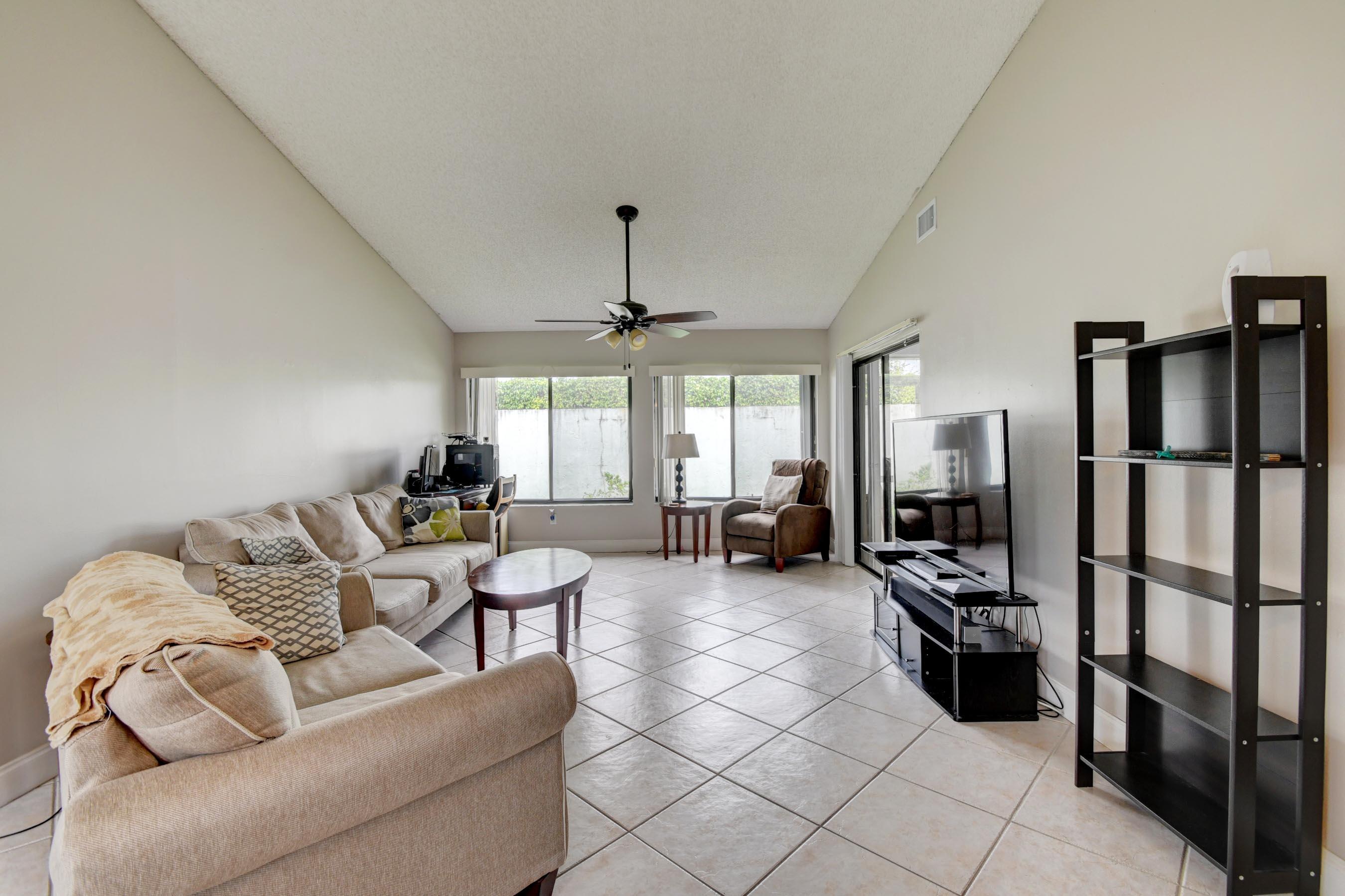 9932 Pinellas Park Road Boca Raton, FL 33428 - Photo 11 of 20 13_dsc_5176_77_78_79_80
