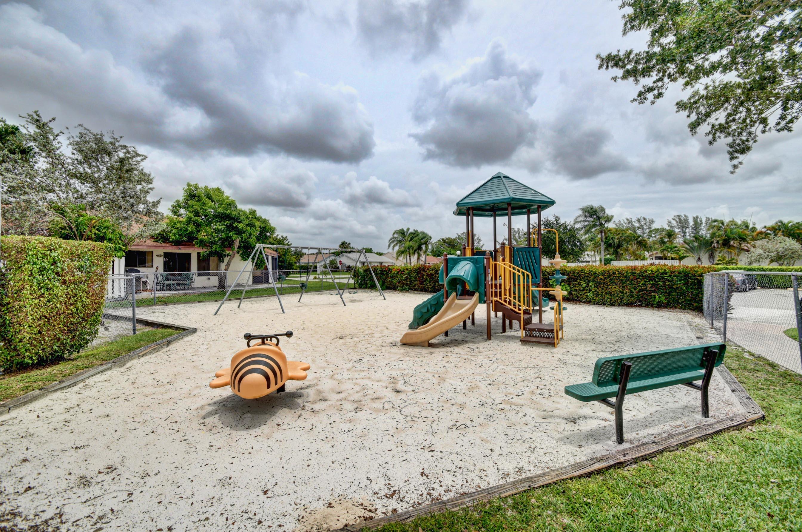 9932 Pinellas Park Road Boca Raton, FL 33428 - Photo 19 of 20 25_dsc_5291_2_3_4_5