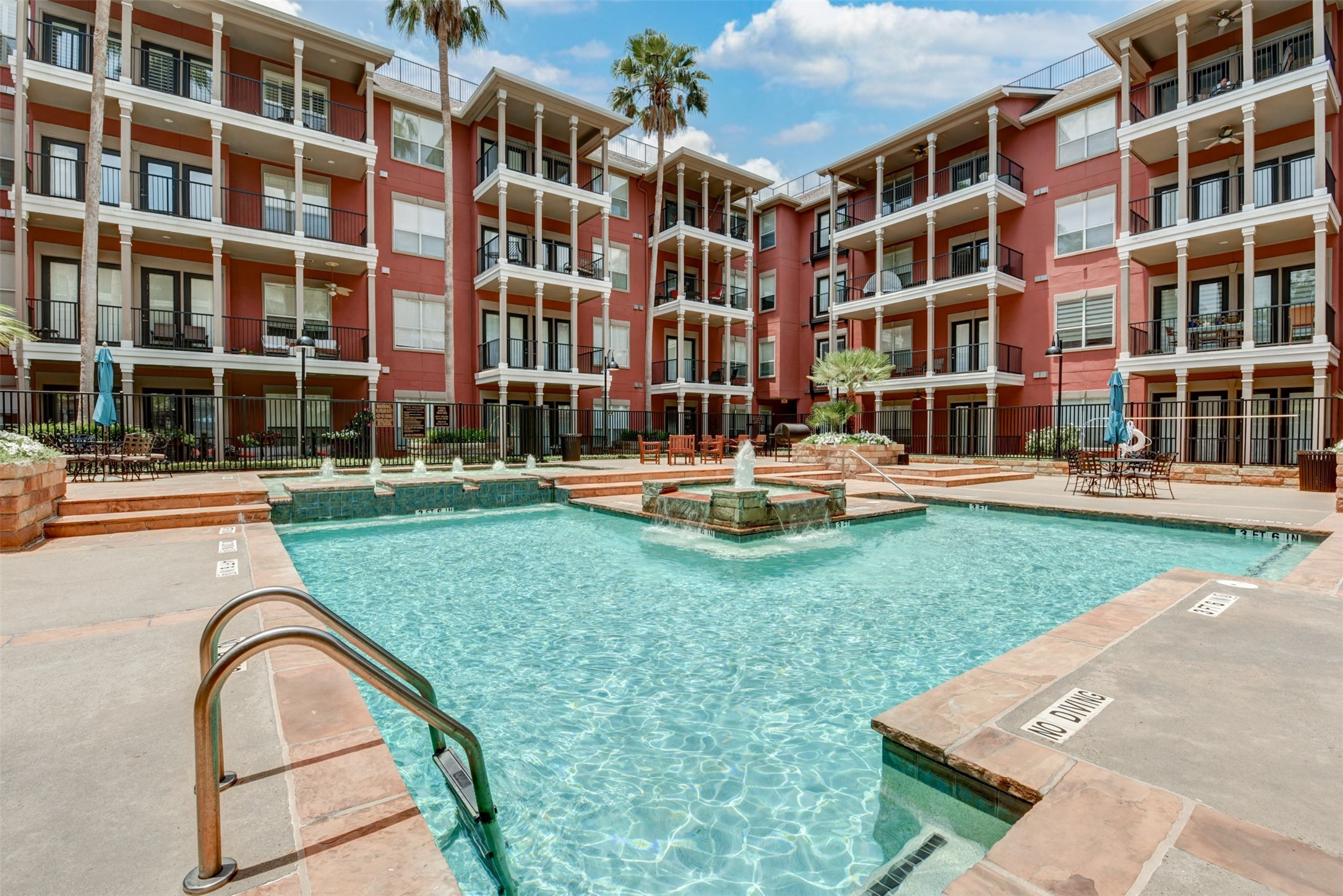 2400 McCue Road, Unit 448 Houston, TX 77056 - Photo 41 of 44