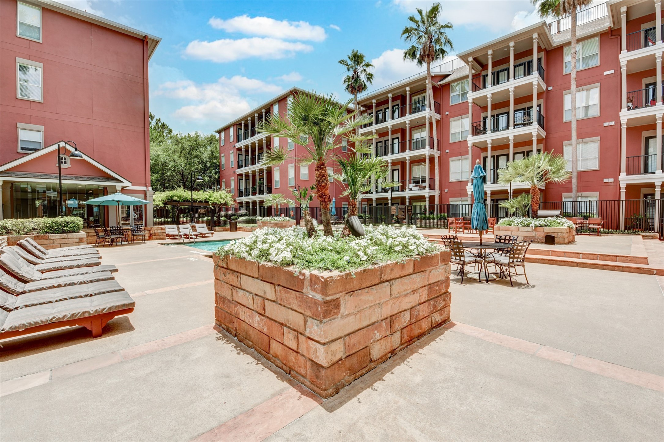 2400 McCue Road, Unit 448 Houston, TX 77056 - Photo 43 of 44