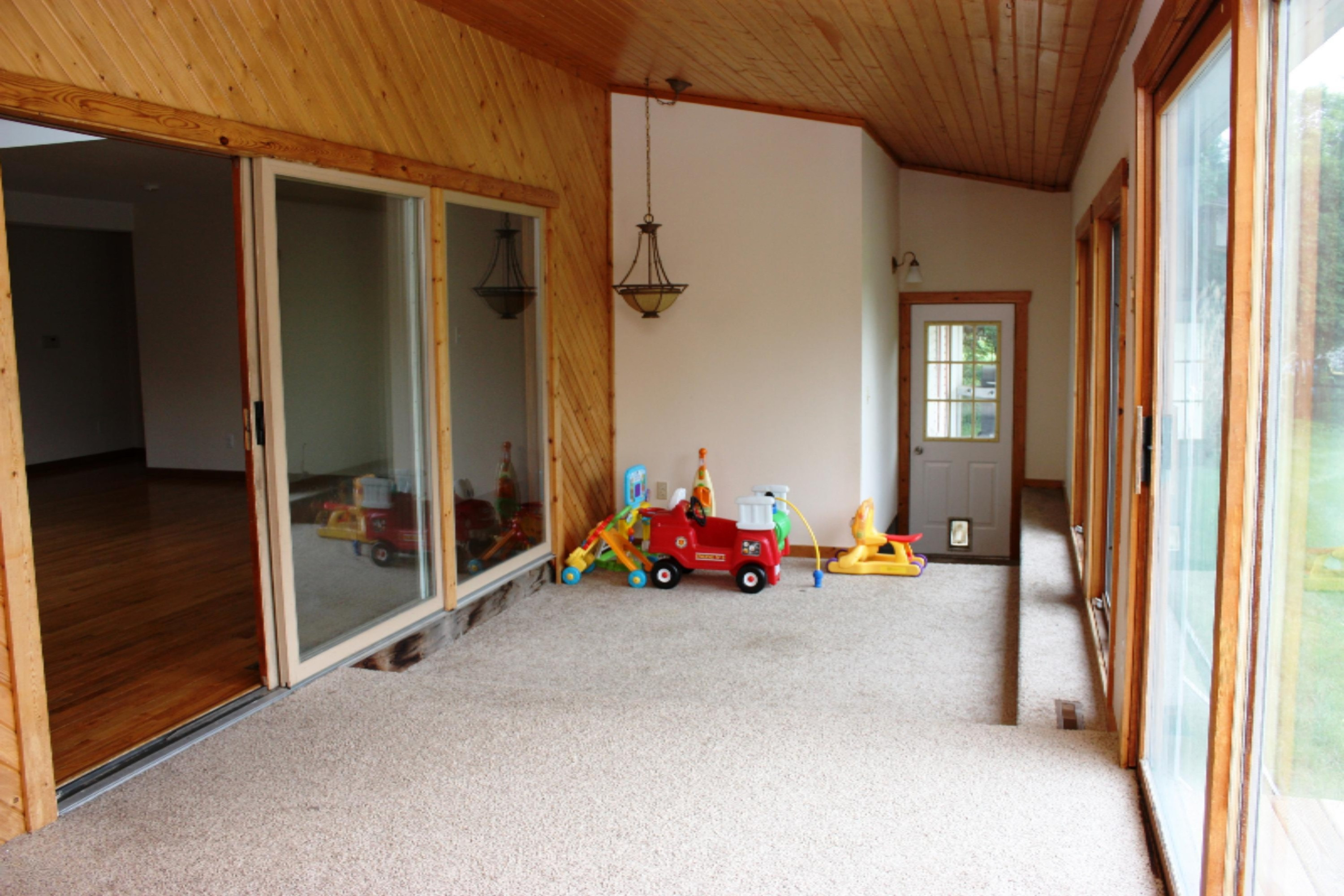 466 Centreville Road Constantine, MI 49042 - Photo 16 of 52 IMG_9978